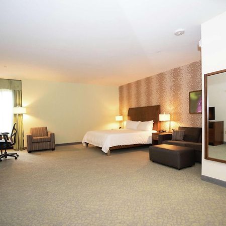 Hilton Garden Inn Covington/Mandeville Extérieur photo